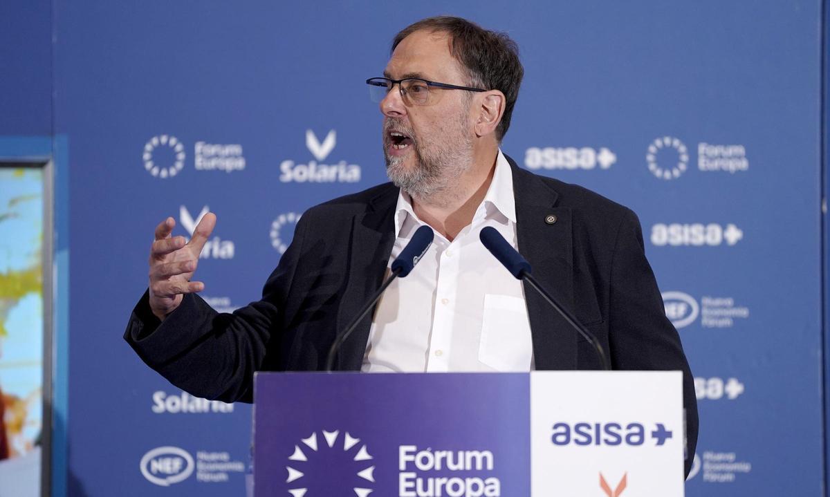Junqueras fa una crida a Junts per fer «útil» el final de la legislatura: «Ens sembla frívol flirtejar amb una moció de censura»