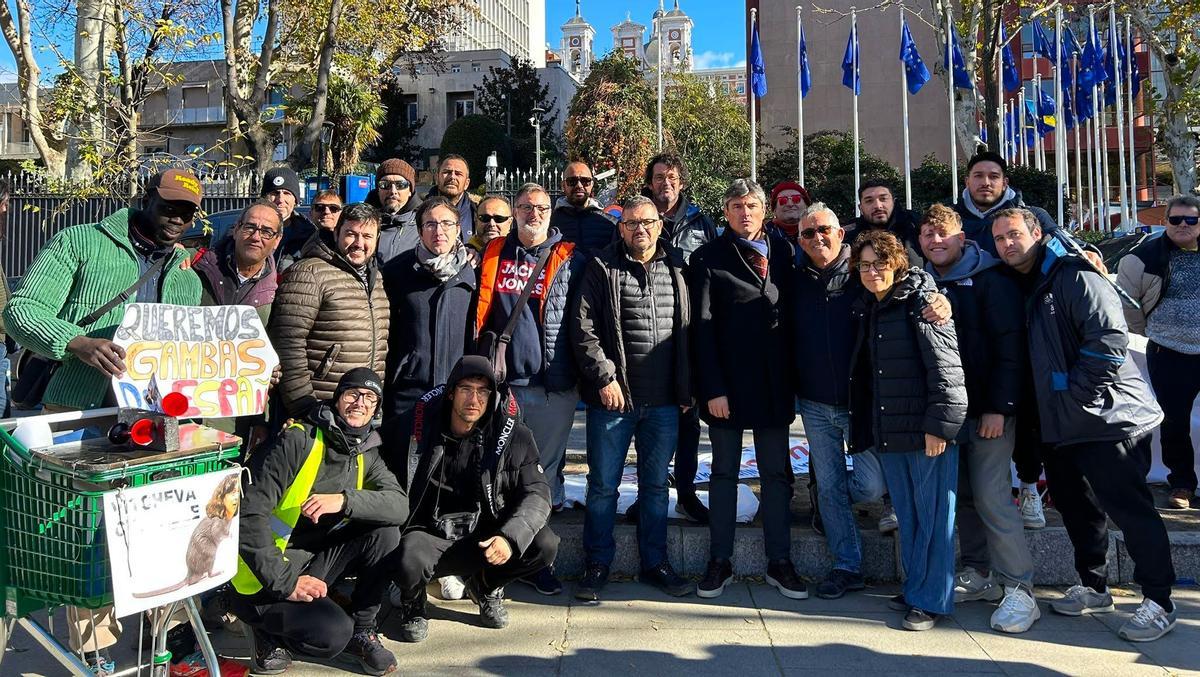 Pescadores de La Vila protestan por los recortes de la UE Pescadores de La Vila protestan por los recortes de la UE