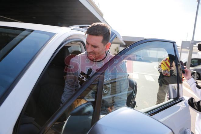 Leo Messi, a su llegada al aeropuerto de Barcelona.