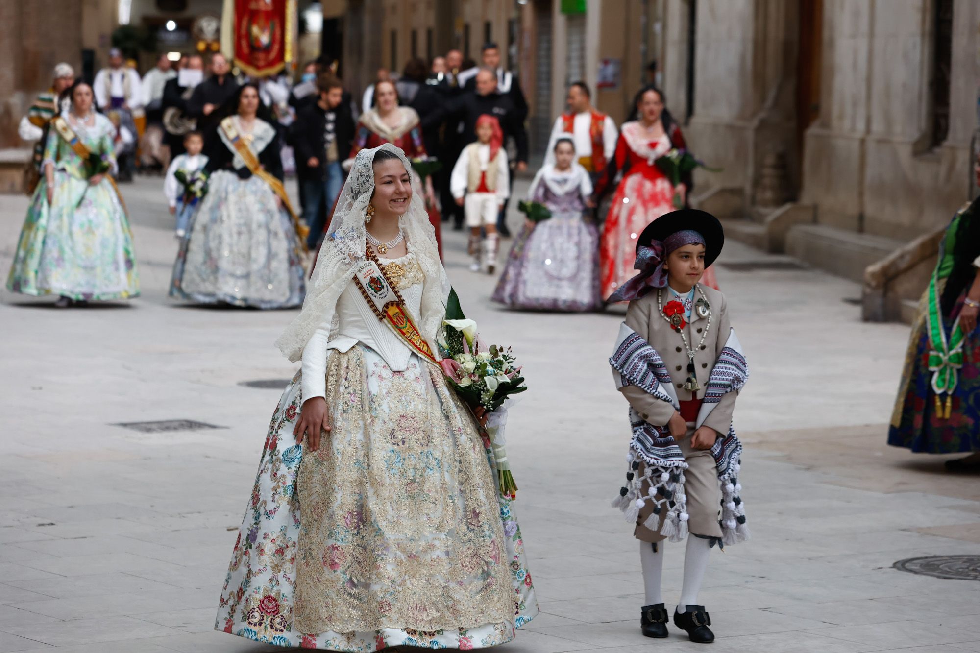 Falleras Mayores en la Ofrenda 2025. Día 17 (1/4)