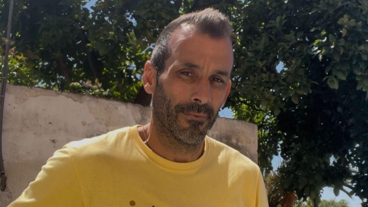 Kiko Ratón continua jugant al club del seu poble, el Puerto de la Cruz, a punt de fer cinquanta anys.