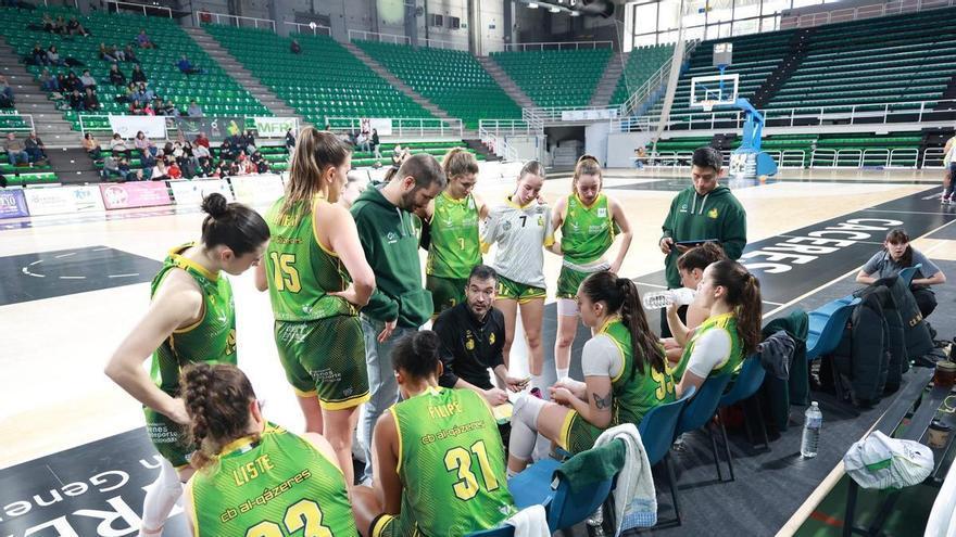 Una excepcional Raquel Laneiro mete al Al-Qázeres en 'playoff'