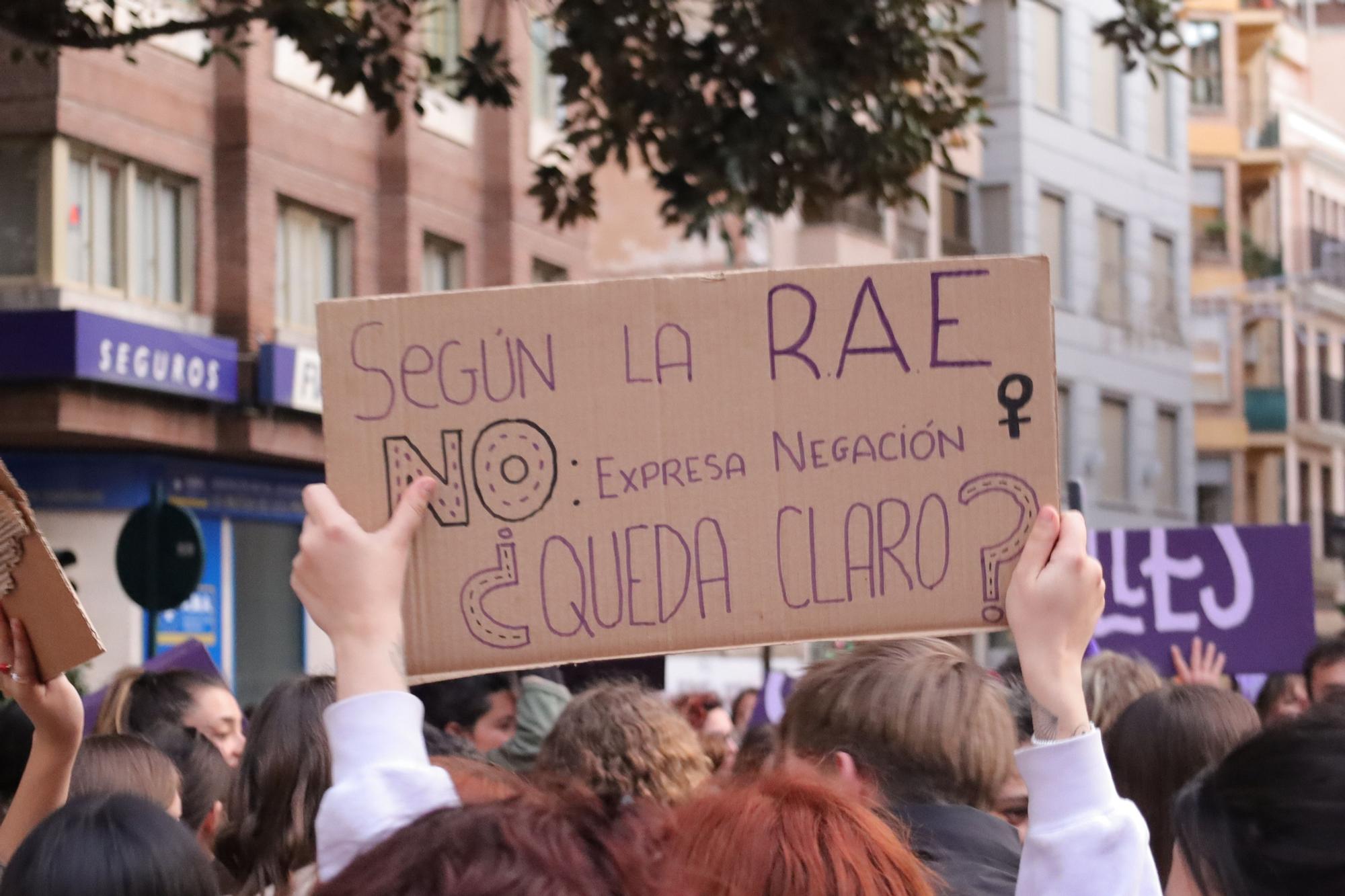 Las mejores imágenes de la manifestación del 8-M en Castellón