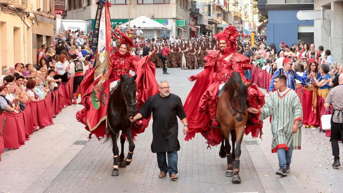 Las mejores imágenes de la majestuosa Entrada Mora de Elda