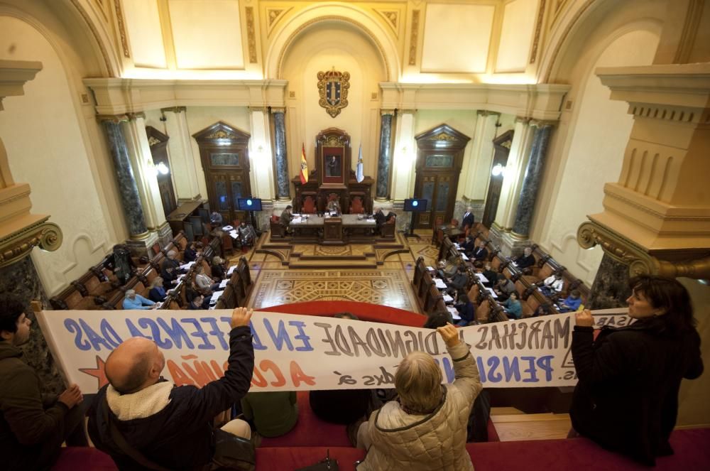 El pleno aprueba el cambio en la ORA para anular las denuncias