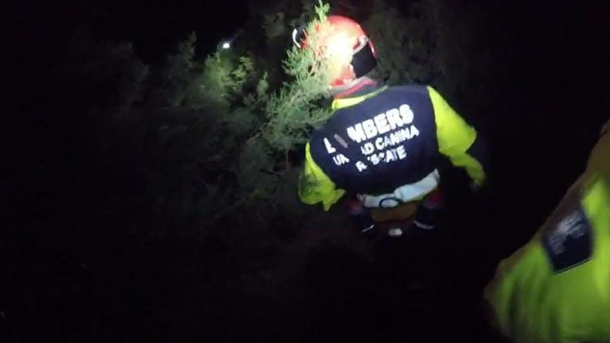 Vídeo: Así fue el rescate con perros en Ibiza de dos excursionistas