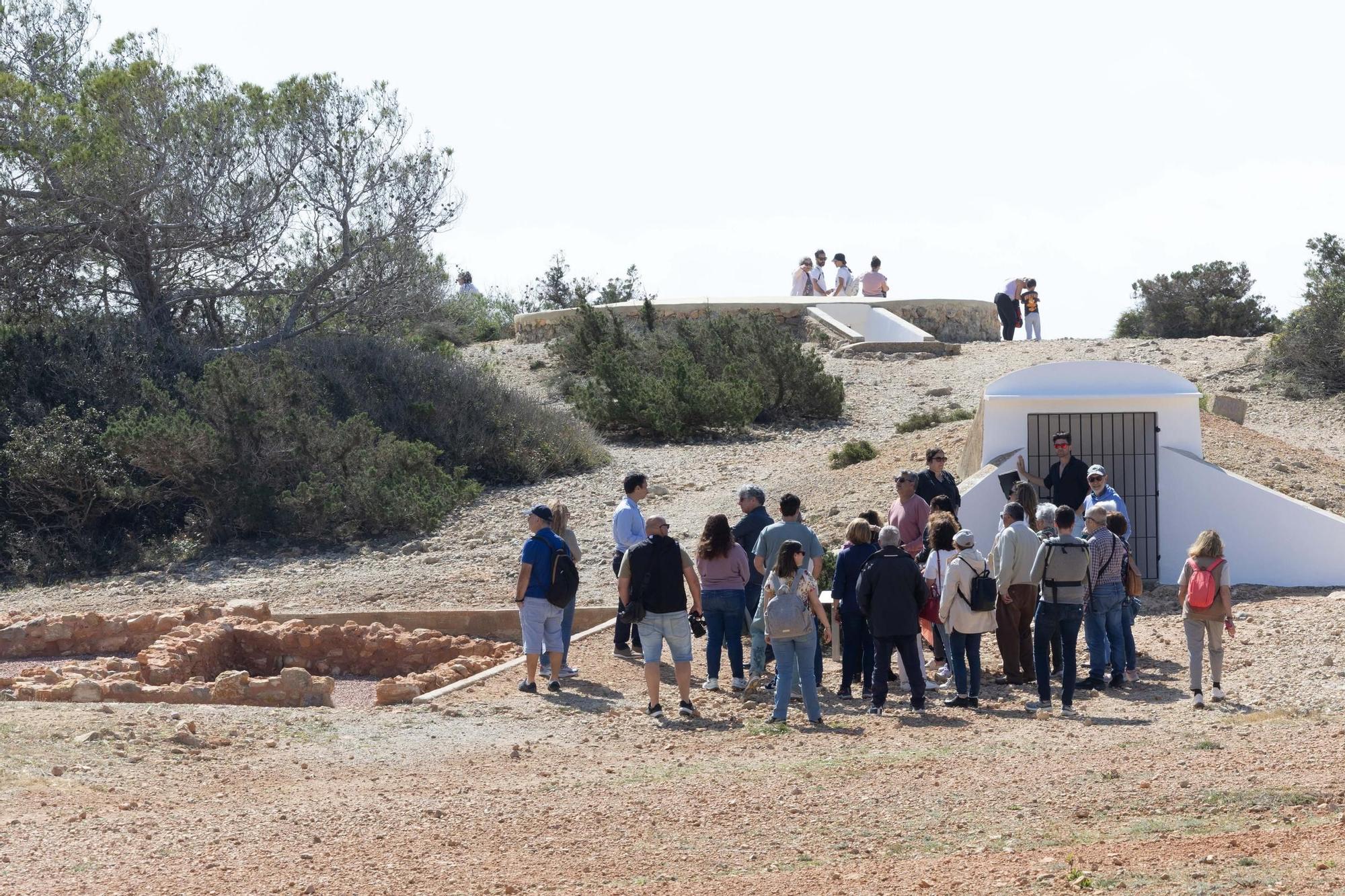 Apertura del Yacimiento Fenicio de Sa Caleta
