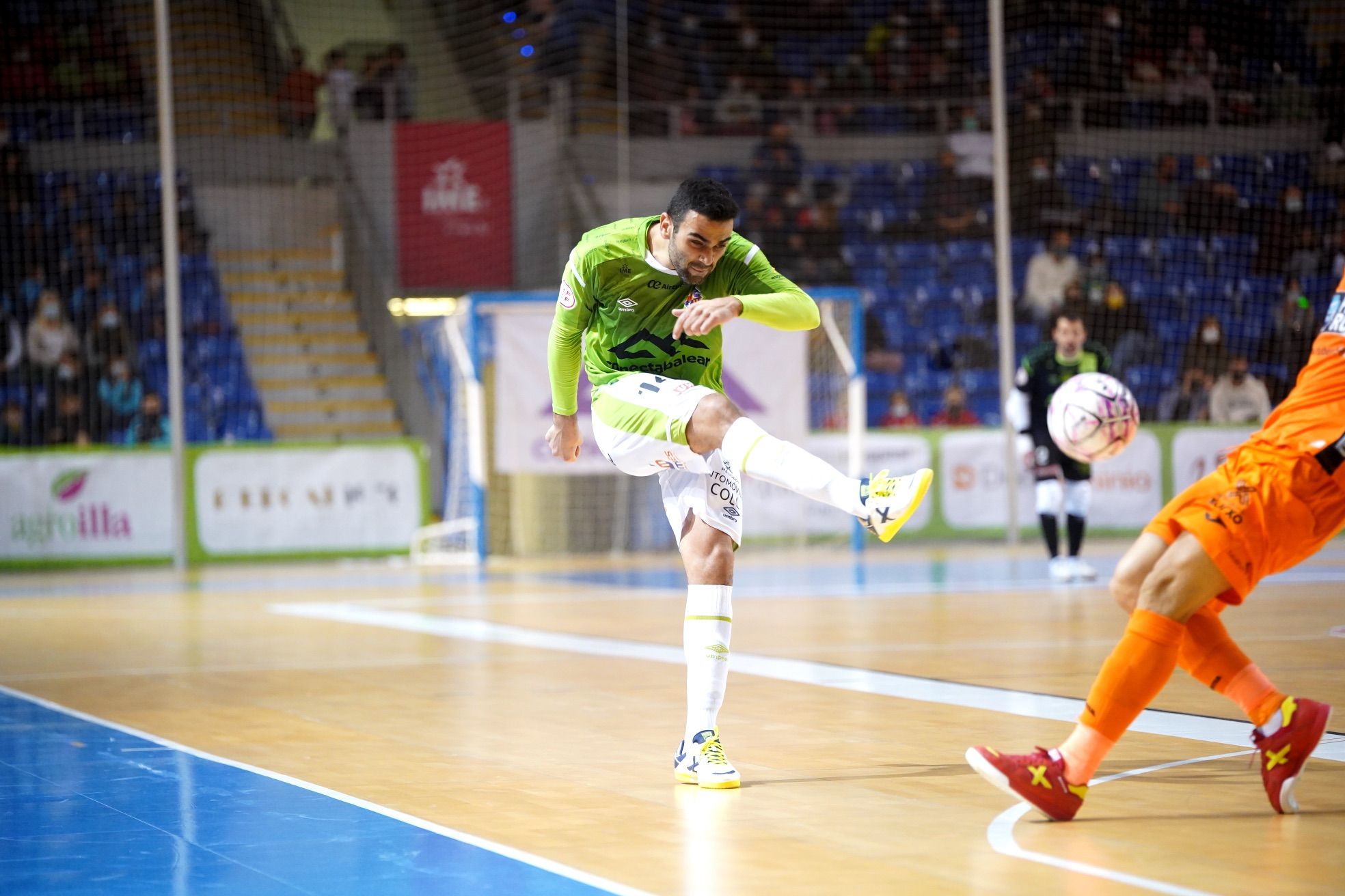 Triunfo del Palma Futsal ante elk Burela (2-0)