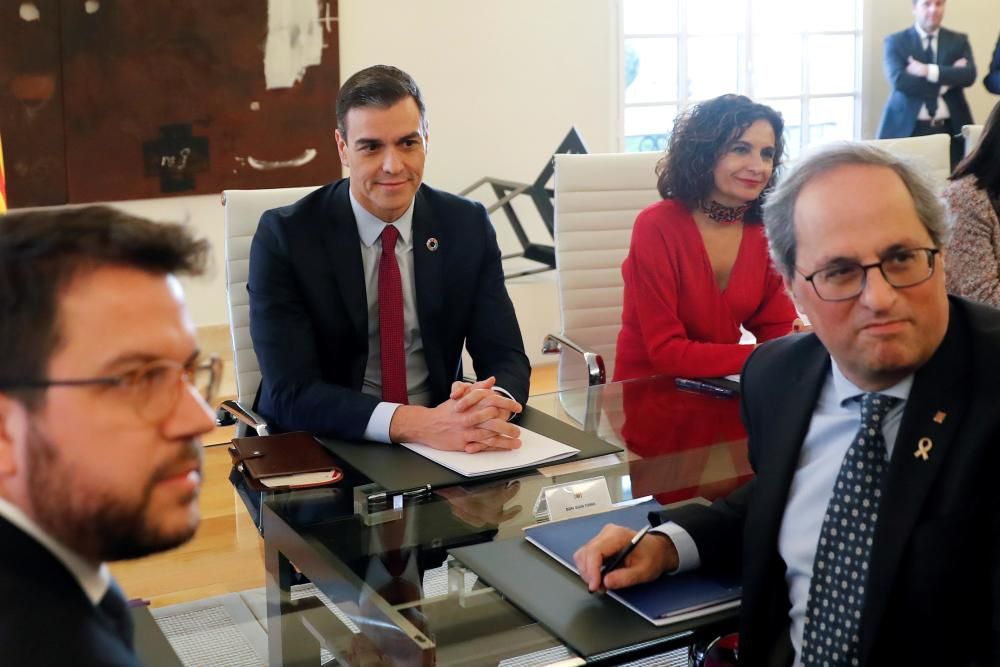 Mesa de diálogo entre el Gobierno y la Generalitat