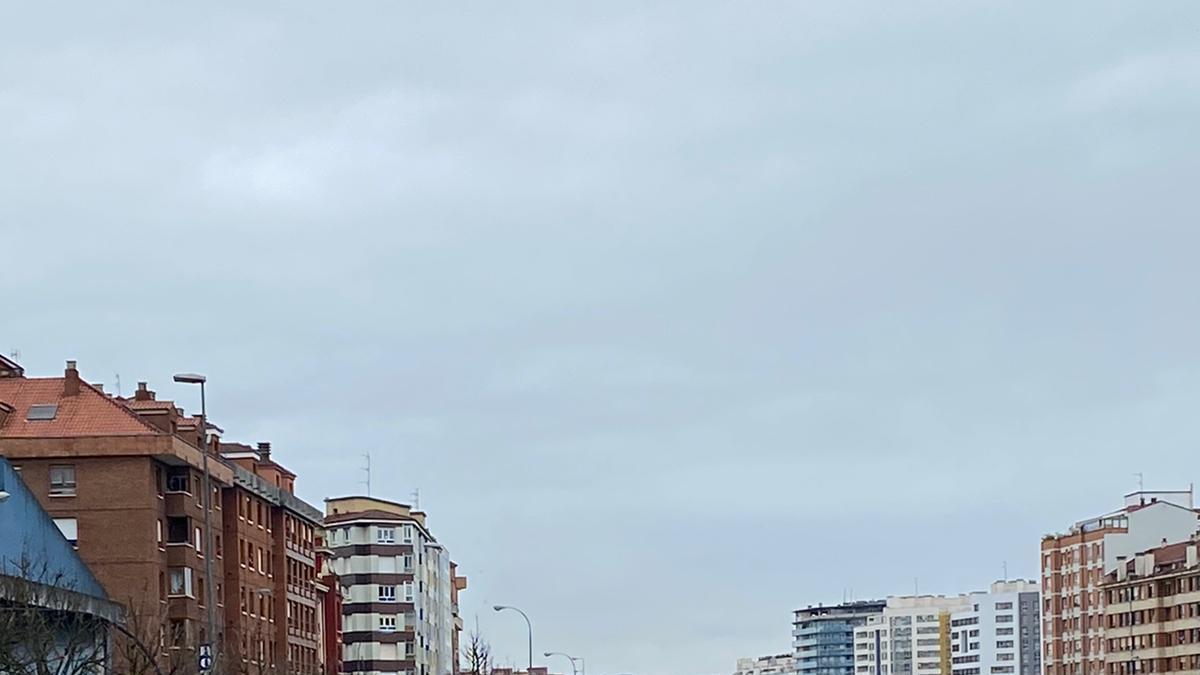 Detenido un hombre en Gijón por agredir e insultar a los agentes que intentaban identificarle