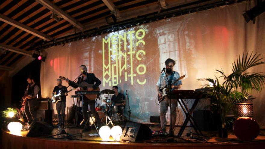 Un concierto de Mento en el Teatro Leal.