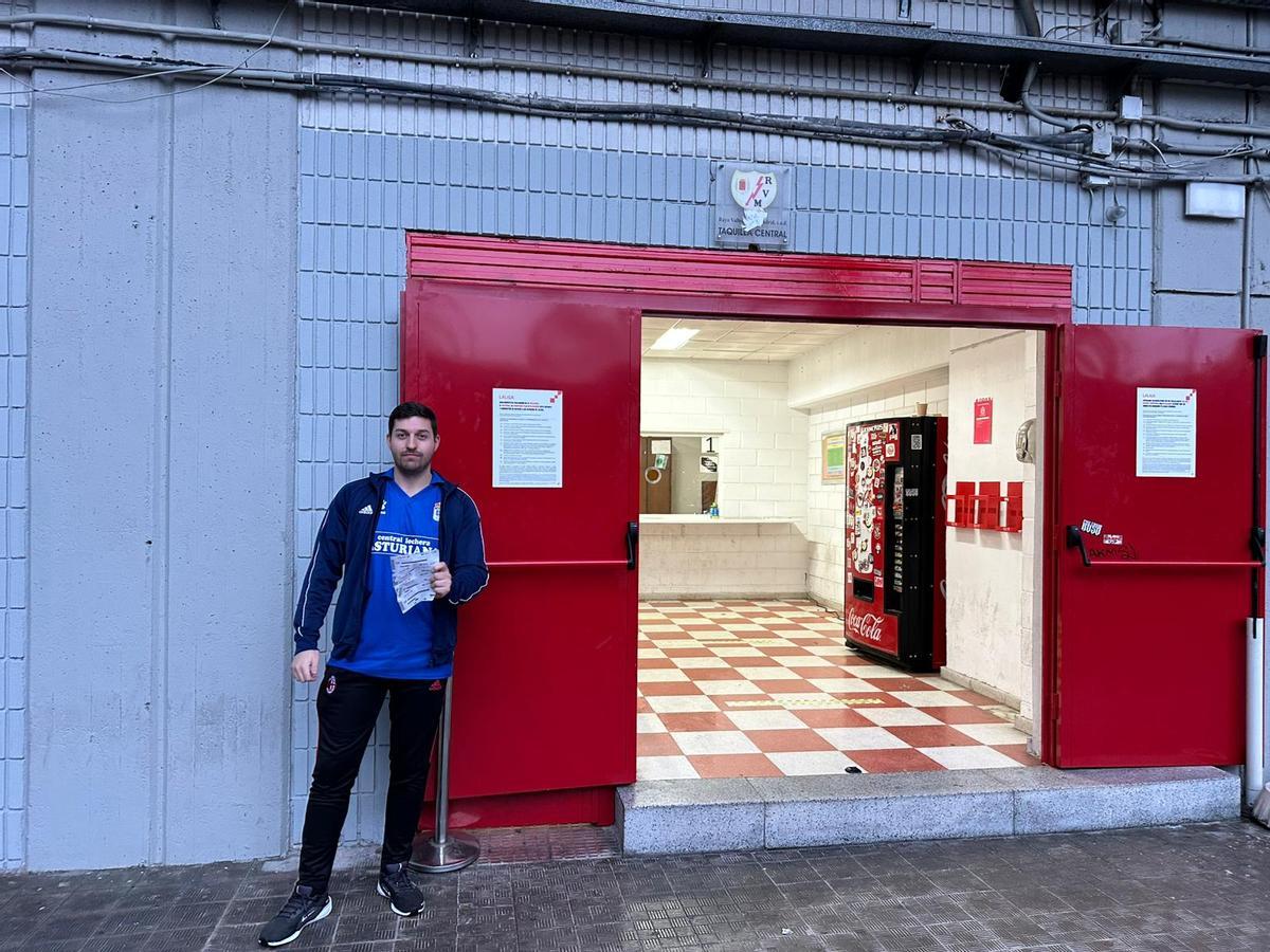 EN IMÁGENES: Así está el estadio del Rayo Vallecano tras la anulación del partido del Real Oviedo