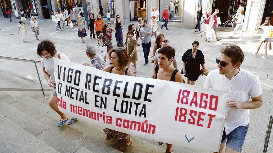 La &quot;manifestación&quot; enmarcada en la inauguración de &quot;Vigo Rebelde, el metal en lucha&quot;. // José Lores