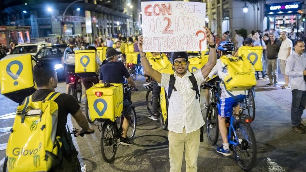 Protesta de los repartidores de Glovo en Barcelona.