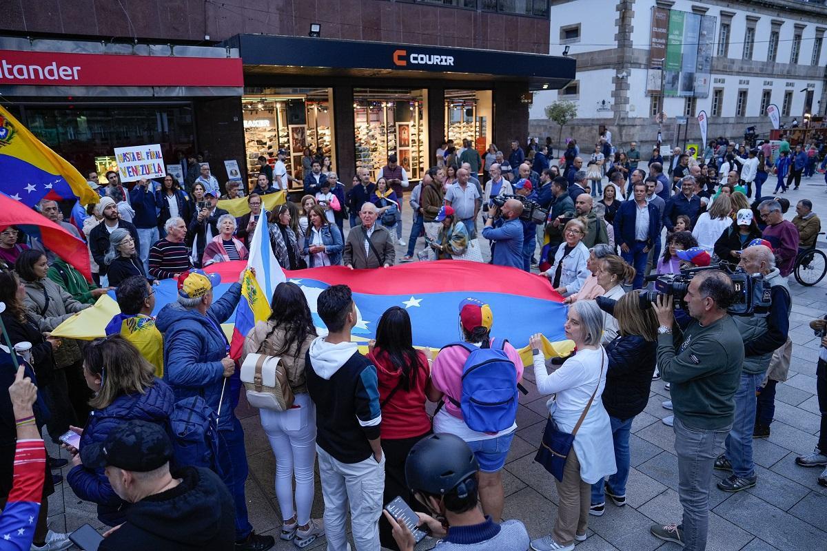 Protesta de venezolanos en el centro de Vigo