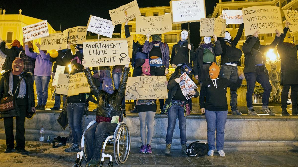 Protesta a favor del aborto, en València