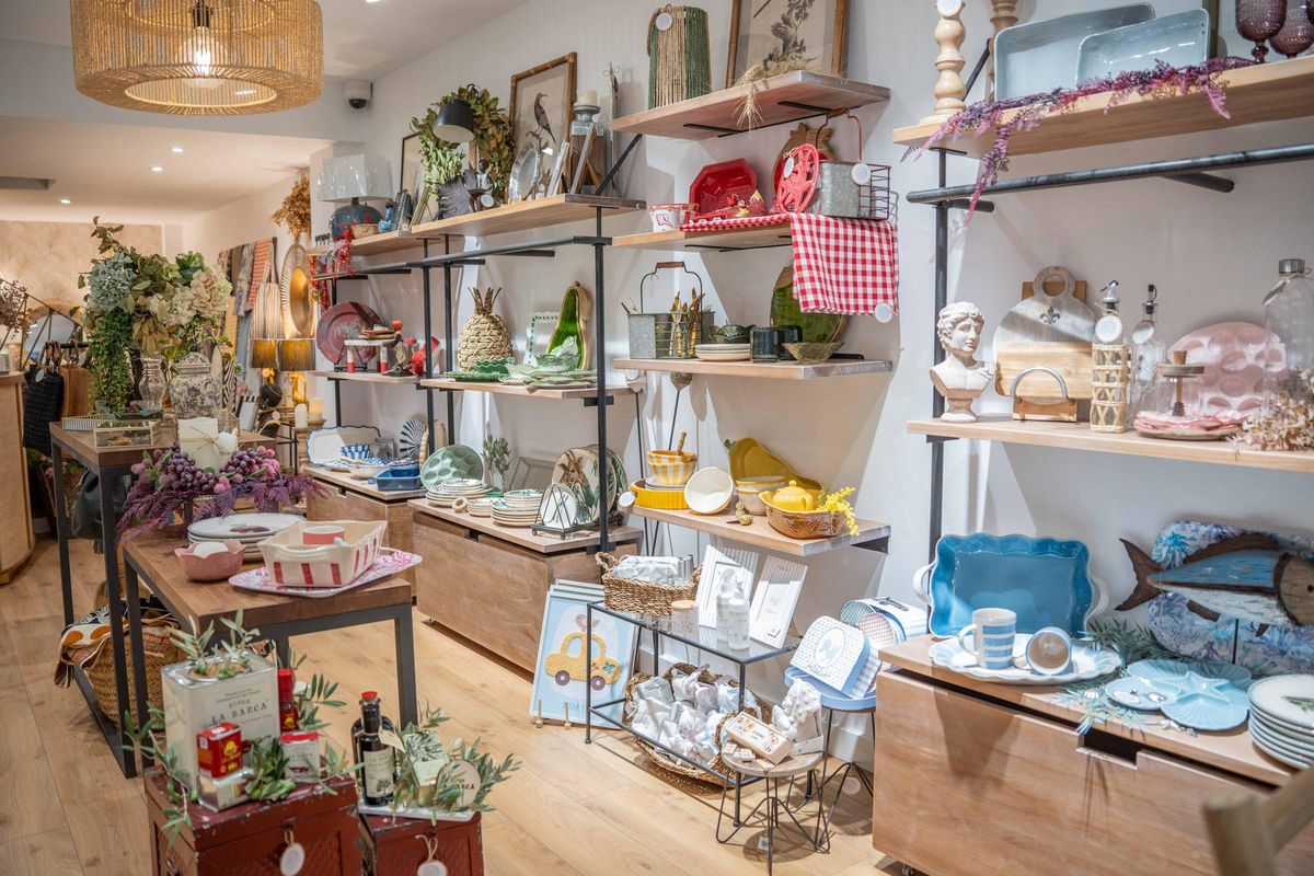 Interior de la tienda.