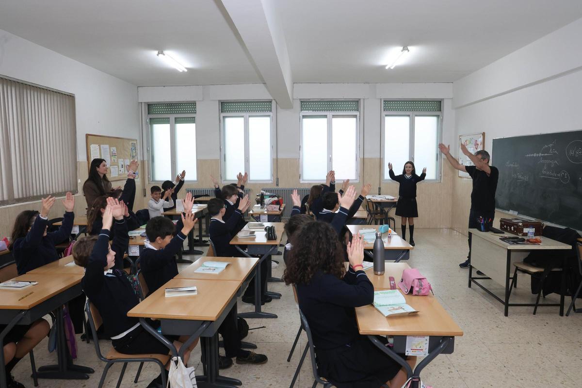 Alumnado de un colegio concertado de Vigo
