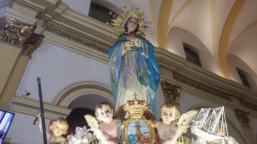 La patrona de Torrevieja peregrina a la parroquia del Sagrado Corazón en su 50 aniversario