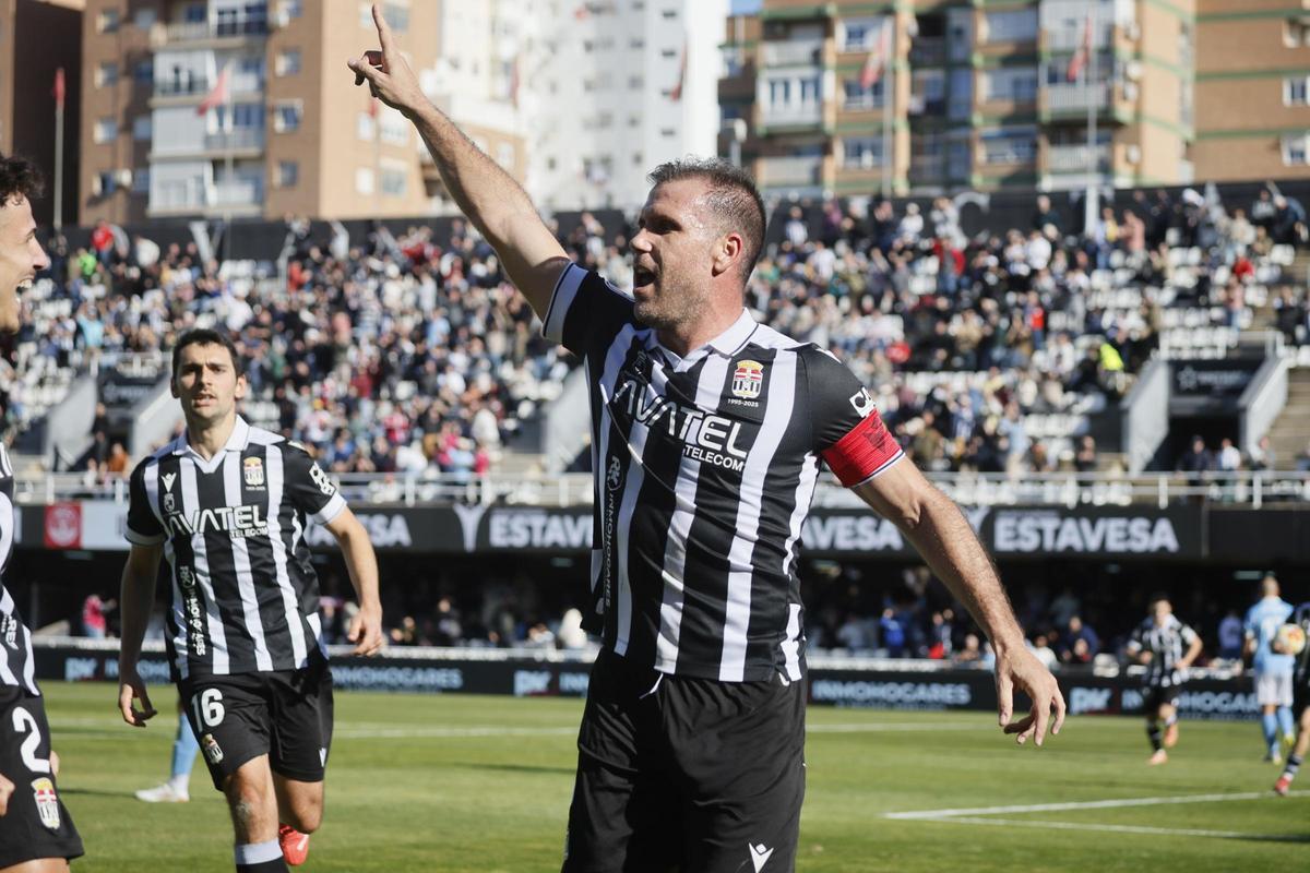 Las imágenes de la derrota del FC Cartagena frente al Ibiza