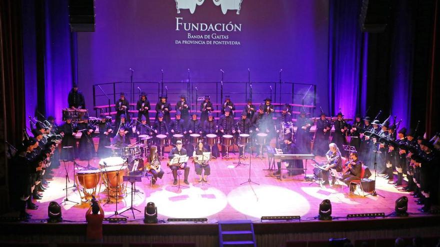 LaFundación Banda de Gaitas de la Provincia de Pontevedra se estrena a lo grande