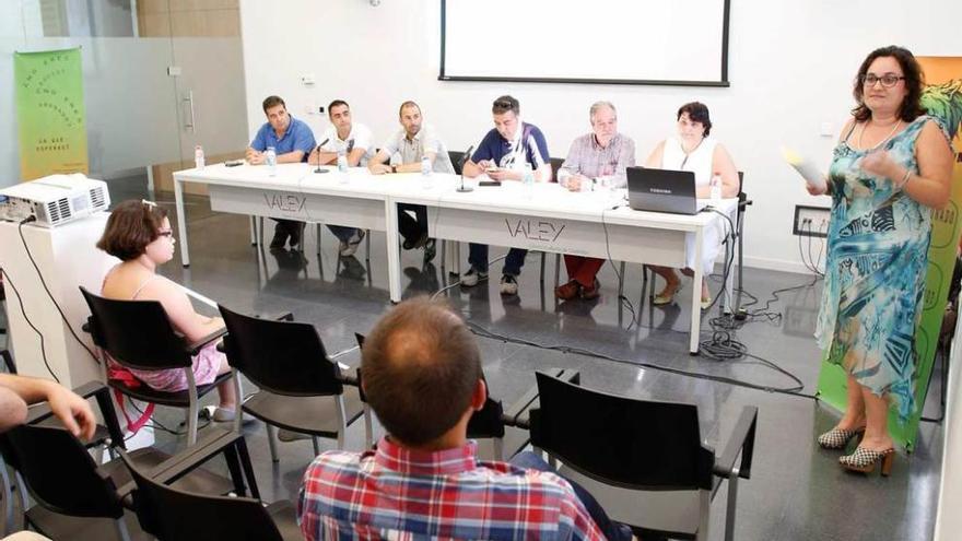 Un momento de la presentación del nuevo club de baloncesto.