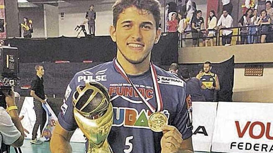 El jugador brasileño ganó el campeonato Paulista con el Funvic.