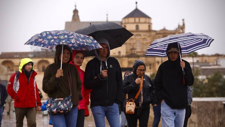 La climatología llena de incertidumbre las previsiones turísticas del día de los Santos en Córdoba
