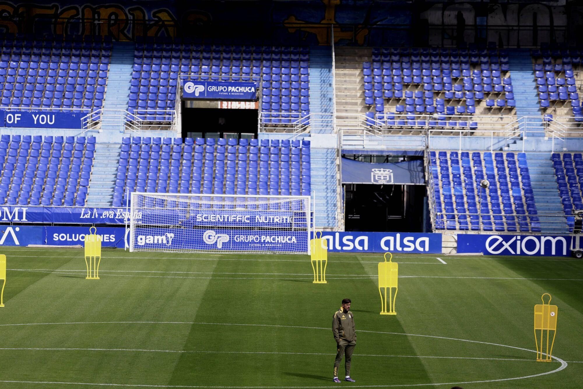Primer entrenamiento de Paunovic en el Real Oviedo