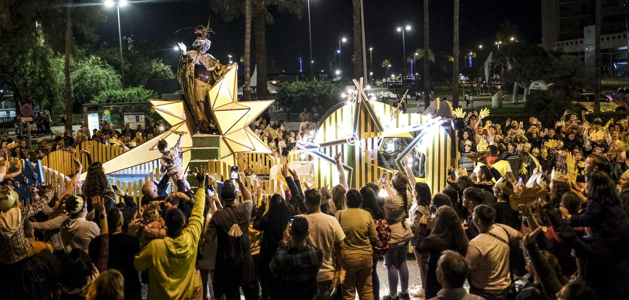 Municipio de Carolina - Fiesta de Reyes y entrega de Regalos