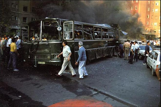 Julio negro en la memoria de ETA: una matanza en un bus y el rastro perdido del disidente Pertur