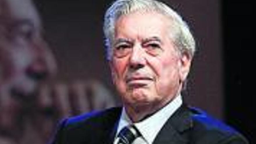 Vargas Llosa: «Merecía haberlo recibido hace mucho tiempo»