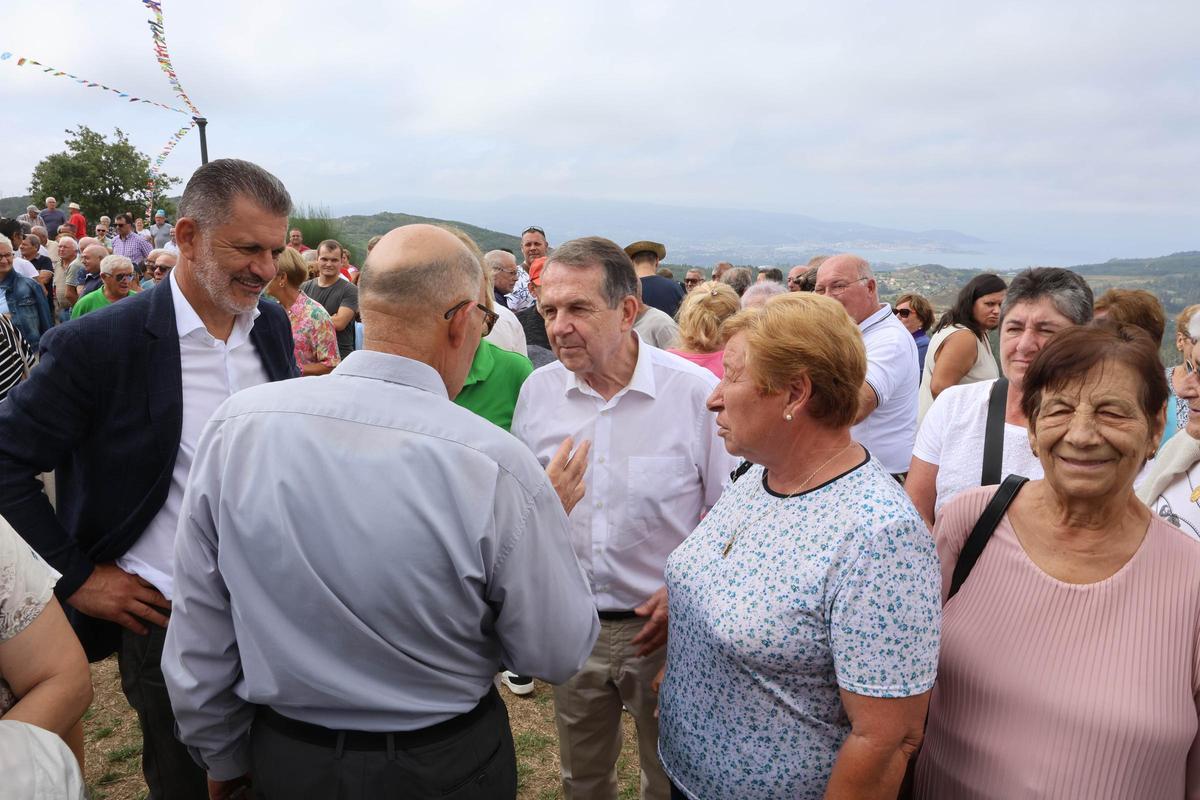 Monte Alba: una romería en el balcón de Vigo