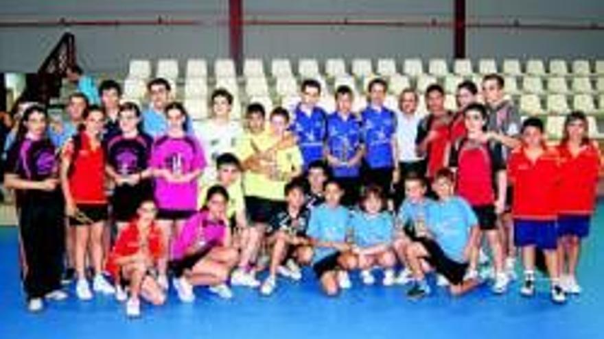 Campeonato de Extremadura alevín y juvenil de tenis de mesa