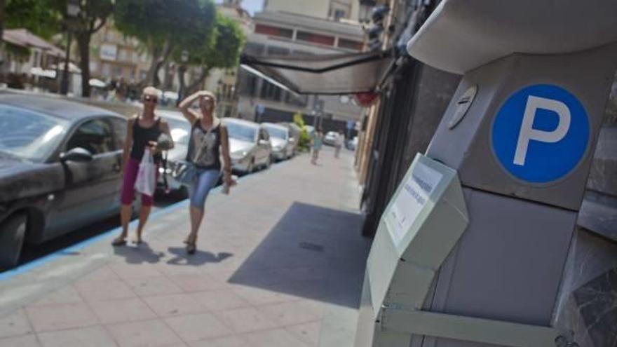 Durante el mes de agosto los ciudadanos y turistas podrán estacionar sus vehículos de forma gratuita en las zonas azul y verde de la ciudad.