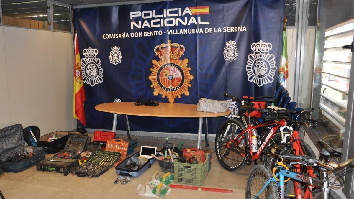 Material incautado por la Policía Nacional.