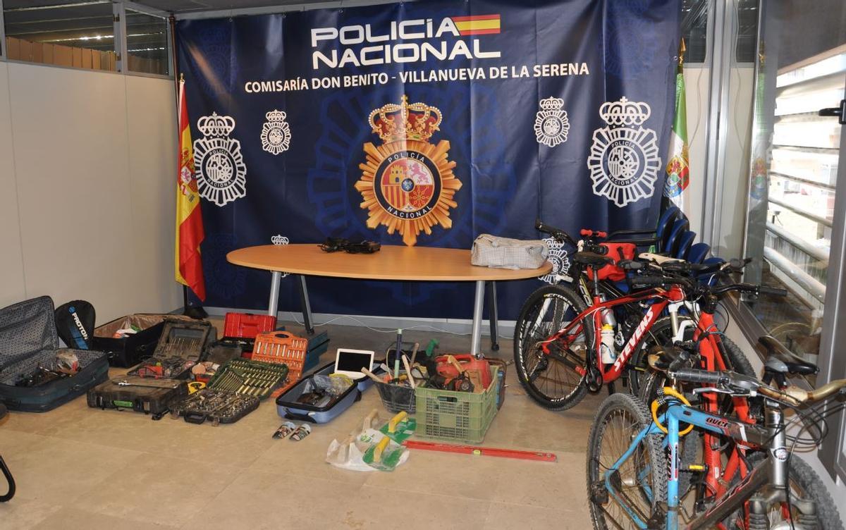 Material incautado por la Policía Nacional.