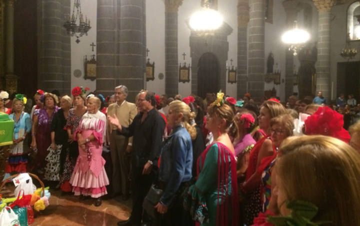 Ofrenda Feria andaluza de Octubre en Teror