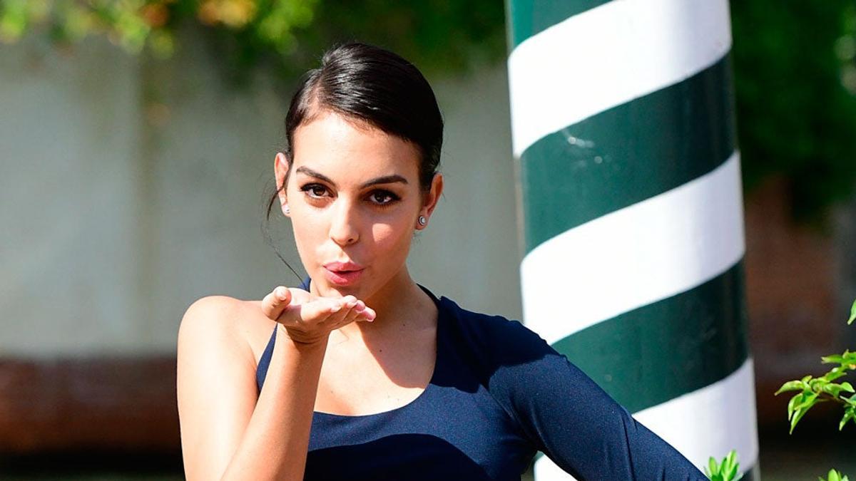 Georgina Rodríguez tiene el look perfecto para los amantes del yoga