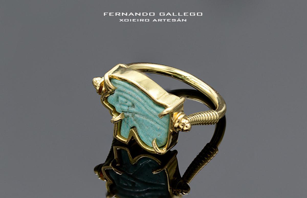 Anillo con Amuleto Egipcio de 2500 años.