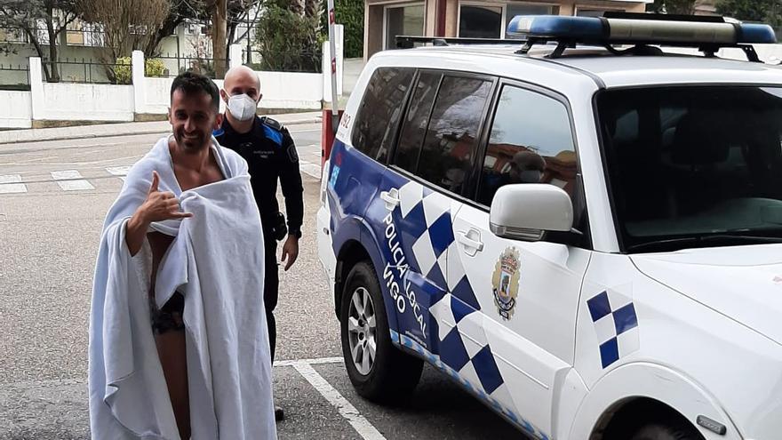 El policía que auxilió al hombre frente a Canido: “20 minutos más no aguantaba”