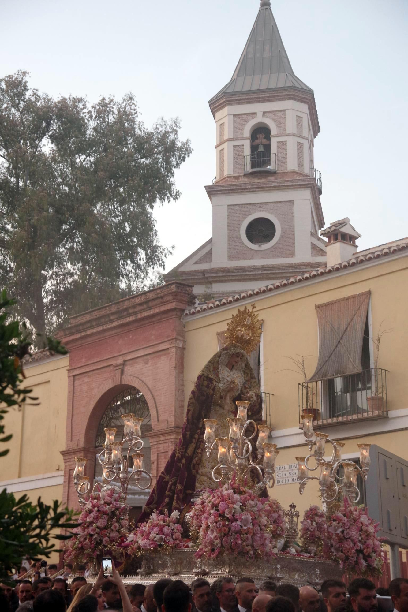 La procesión de la Virgen de la Trinidad este sábado por su festividad en Pentecostés, en imágenes