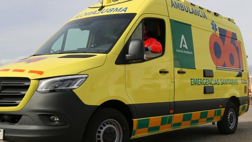 Archivo - Ambulancia del Centro de Emergencias Sanitarias 061.