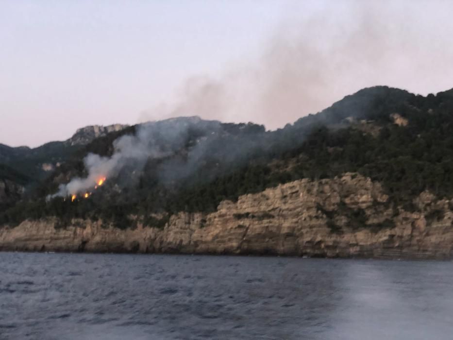 Incendio en Cala Estellencs