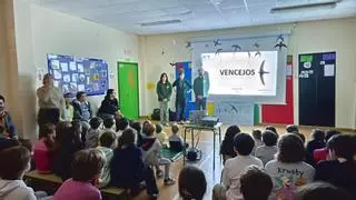 Charla sobre los vencejos en el colegio Honesto Batalón de Gijón
