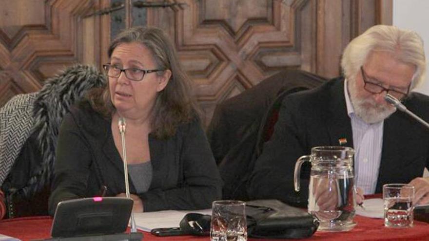 IU Cáceres recurre a la dirección federal el bloqueo de su cuenta