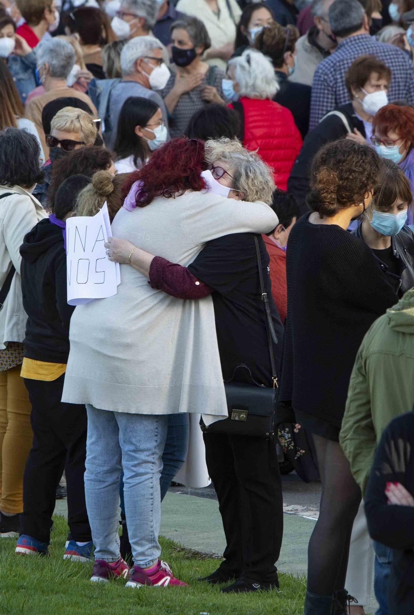 Condena y dolor en Sagunt por el asesinato de Soledad.