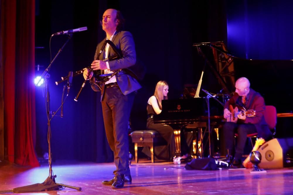 Carlos Núñez anima la Navidad en Vigo y adelanta parte de su nuevo proyecto: Celtic Beethoven