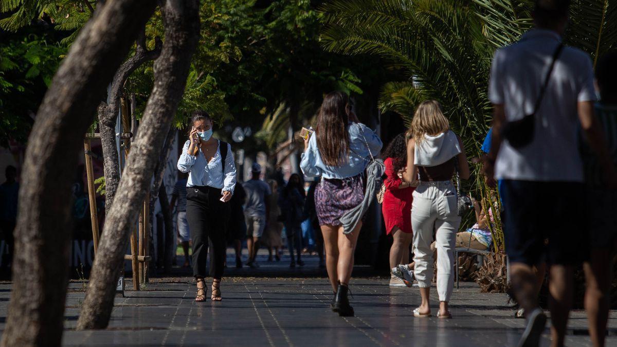 Aumenta el número de no convivientes en las actos sociales en Canarias