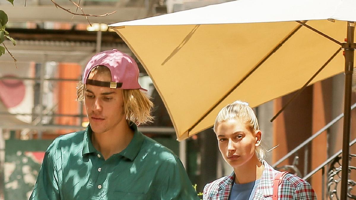 Justin Bieber y Hailey Baldwin paseando por las calles de Nueva York